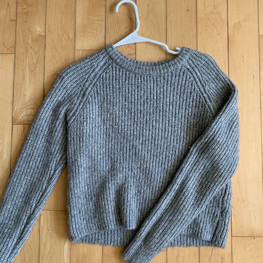 Brandy Melville Sweater